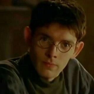 TVShow Time - Sherlock S04E01 - The Six Thatchers